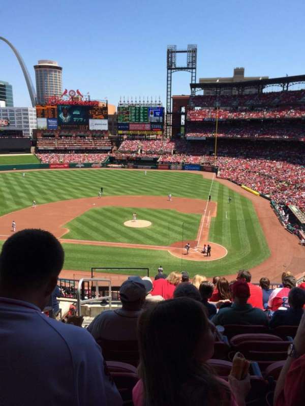 Busch Stadium, section: 253, row: 8, seat: 15
