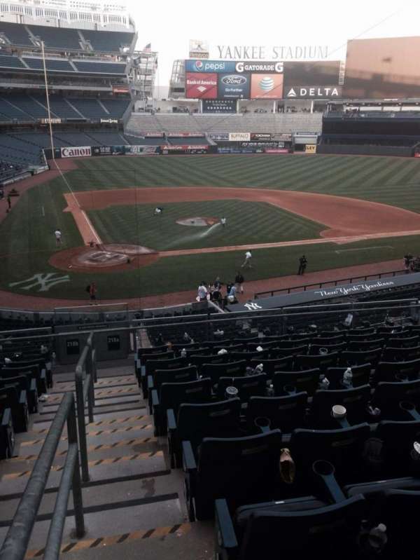 Yankee Stadium, section: 218a, row: 9