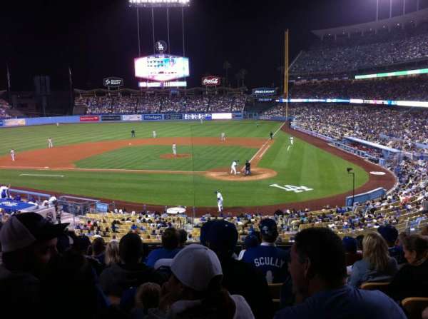 Dodger Stadium, section: 115LG, row: H, seat: 2