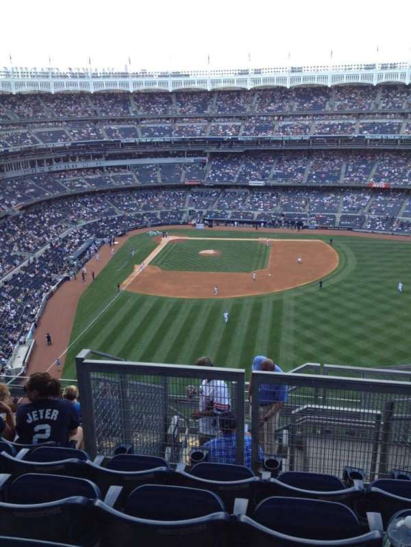 Yankee Stadium, section: 405, row: 12, seat: 16