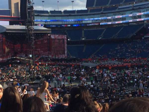Gillette Stadium, section: 105, row: 18, seat: 1