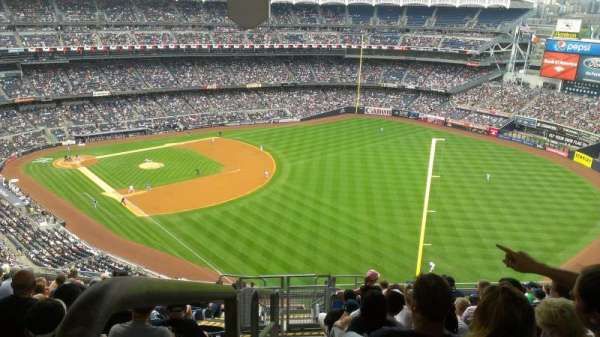 Yankee Stadium, section: 409, row: 14, seat: 1