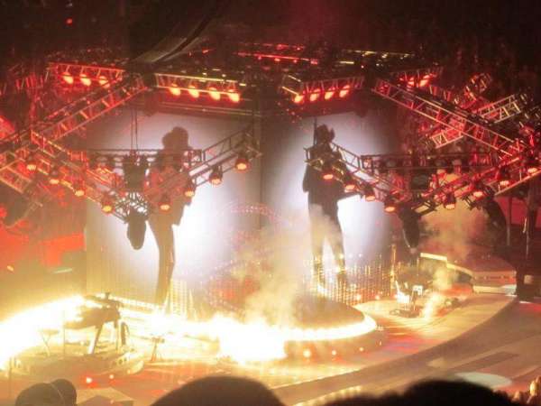 Allstate Arena, section: 202, row: O, seat: 14