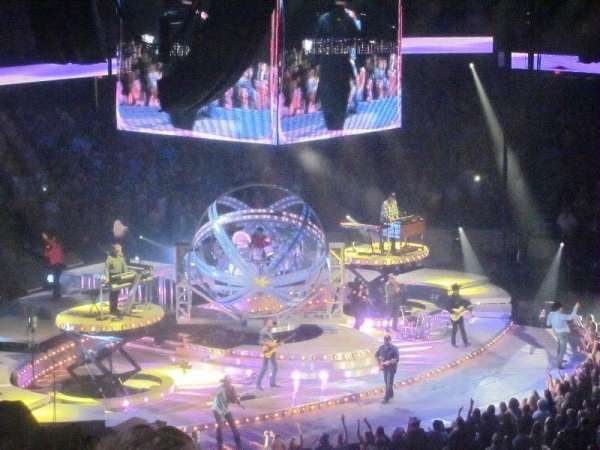 Allstate Arena, section: 202, row: O, seat: 13