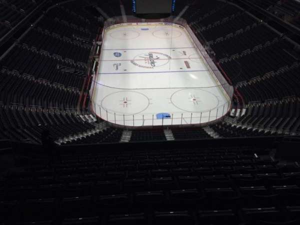 Capital One Arena, section: 408, row: M, seat: 11