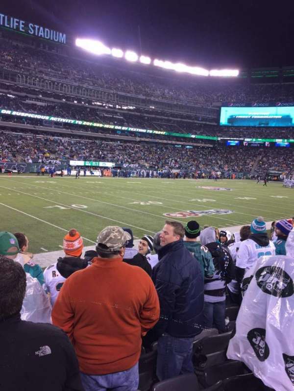 MetLife Stadium, section: 117, row: 8, seat: 18