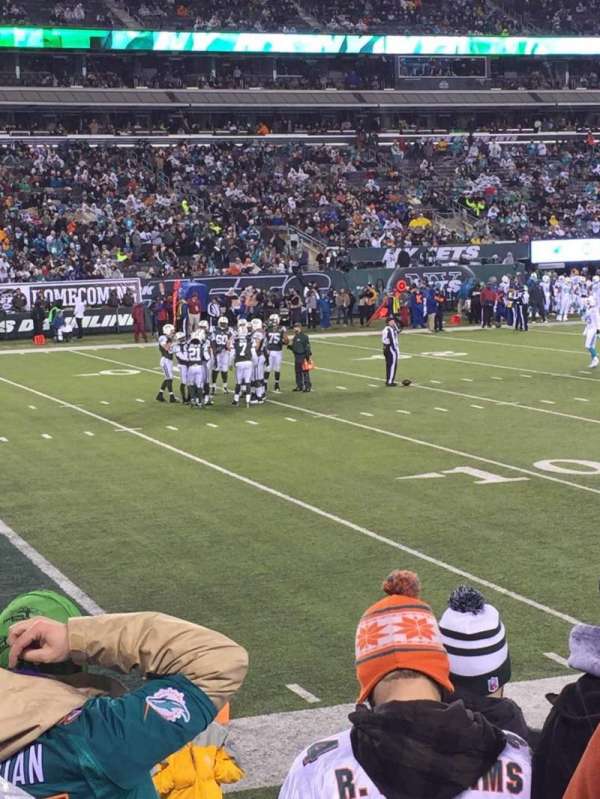 MetLife Stadium, section: 117, row: 8, seat: 18
