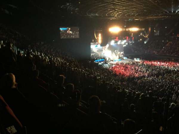 Kia Forum, section: 230, row: 5, seat: 13