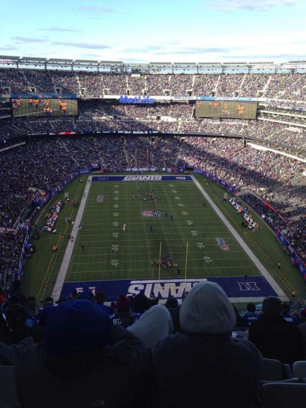 MetLife Stadium, section: 327, row: 16, seat: 13