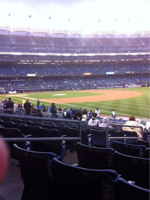 Yankee Stadium, section: 110, row: 25, seat: 13