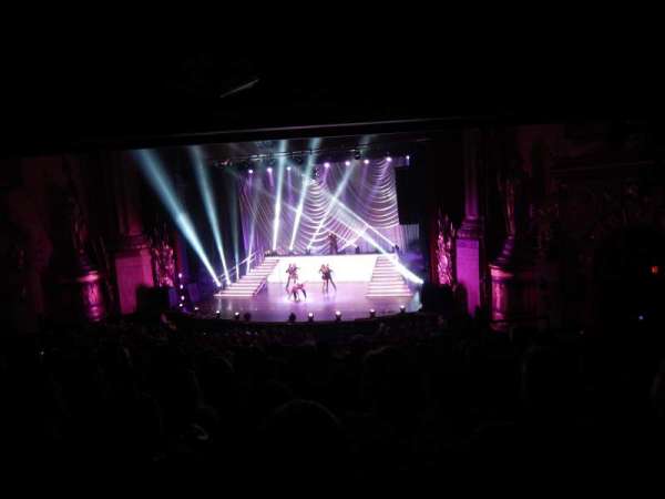 Beacon Theatre, section: Loge 2, row: G, seat: 22