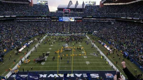 Lumen Field, section: 147, row: kk, seat: 28