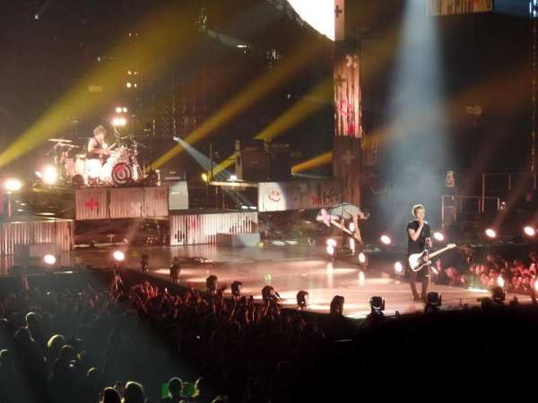 Kia Forum, section: 130, row: 6, seat: 11