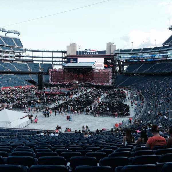 Gillette Stadium, section: 140, row: 35, seat: 11