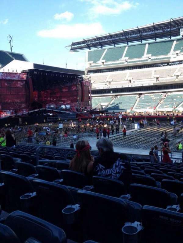 Lincoln Financial Field, section: 102, row: 14, seat: 18