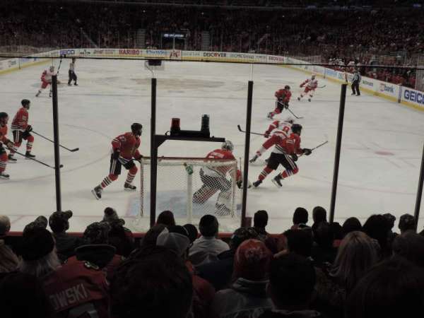 United Center, section: 106, row: 9, seat: 9