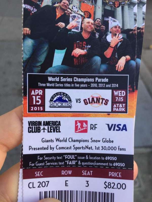 Oracle Park, section: 207, row: E, seat: 3