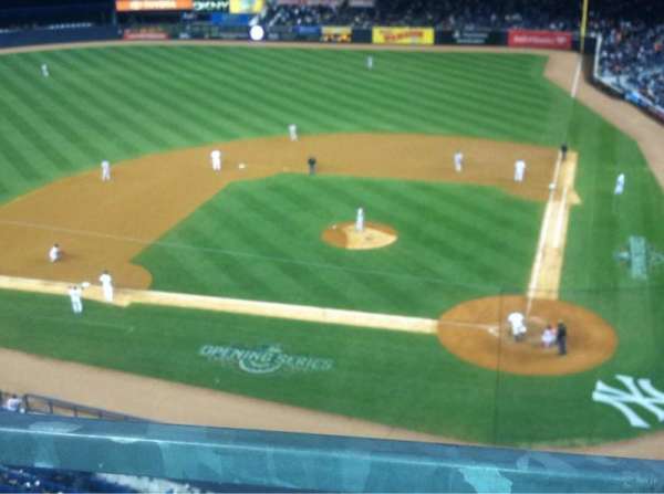 Yankee Stadium, section: 322, row: 1, seat: 10