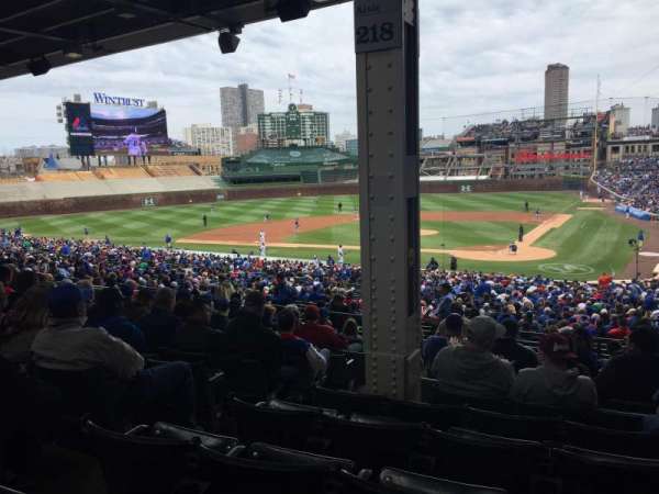 Wrigley Field, section: 215, row: 11, seat: 4