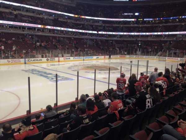 United Center, section: 102, row: 8, seat: 19