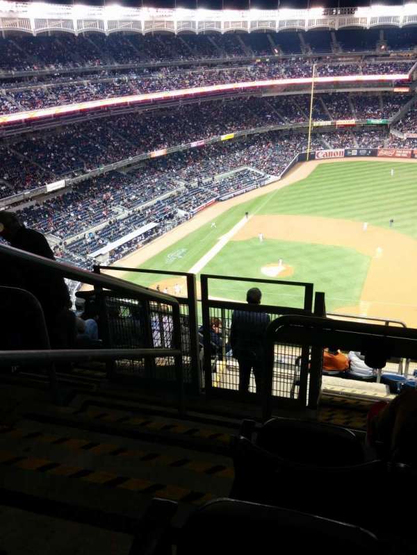 Yankee Stadium, section: 415, row: 7, seat: 24