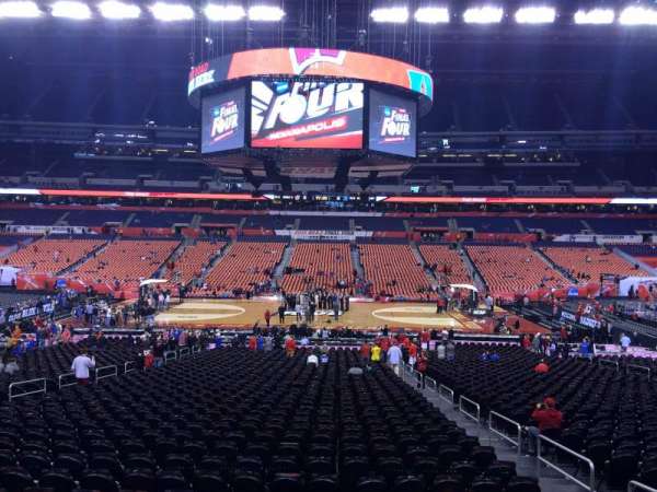 Lucas Oil Stadium, section: 140, row: RR