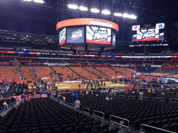 Lucas Oil Stadium, section: 142, row: NN