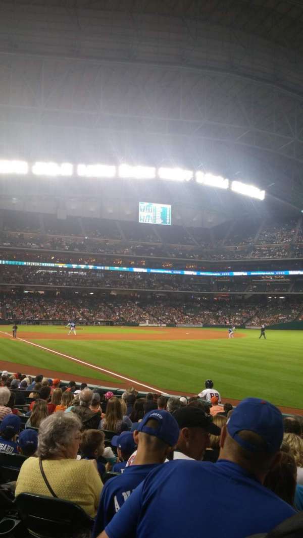 Rogers Centre, section: 113R, row: 15, seat: 15