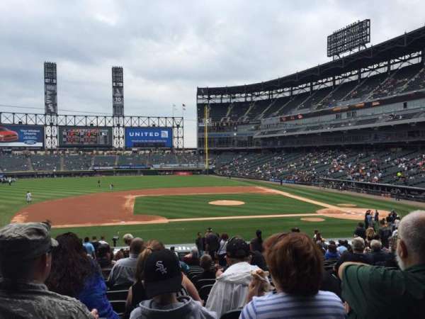 Rate Field, section: 140, row: 30, seat: 3