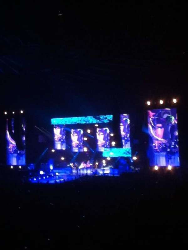 Kia Forum, section: 106, row: 6, seat: 6