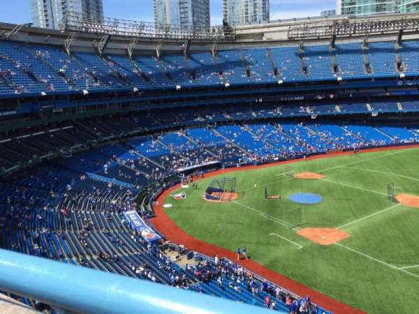 Rogers Centre, section: 514, row: 1, seat: 16