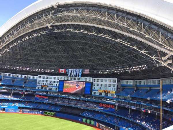 Rogers Centre, section: 514, row: 1, seat: 16
