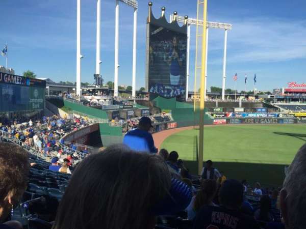 Kauffman Stadium, section: 209, row: RR, seat: 4
