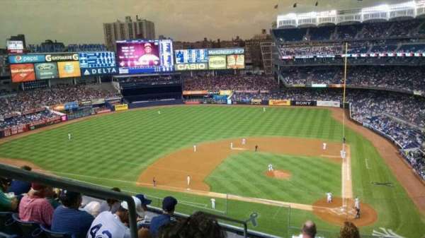 Yankee Stadium, section: 322, row: 6, seat: 19