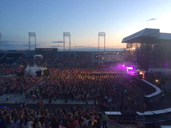 Hershey Park Stadium, section: 25, row: X, seat: 1