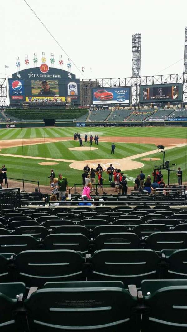 Rate Field, section: 133, row: 26, seat: 6