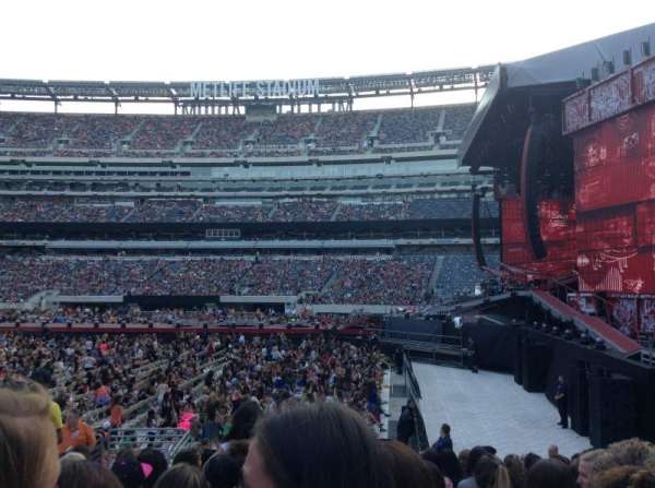 MetLife Stadium, section: 110, row: 11, seat: 12