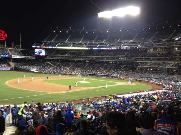 Citi Field, section: 125, row: 29, seat: 18