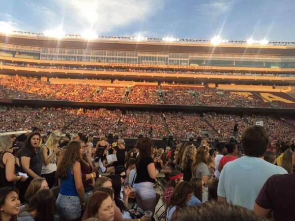 Huntington Bank Stadium, section: H, row: 4, seat: 10