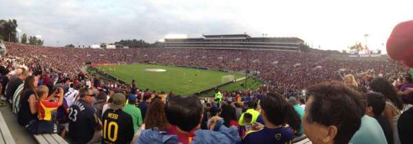 Rose Bowl, section: 9-L, row: 40, seat: 18