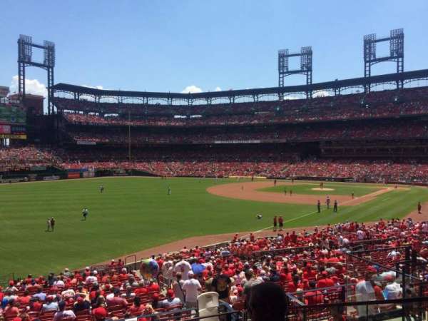 Busch Stadium, section: 167, row: 23, seat: 8