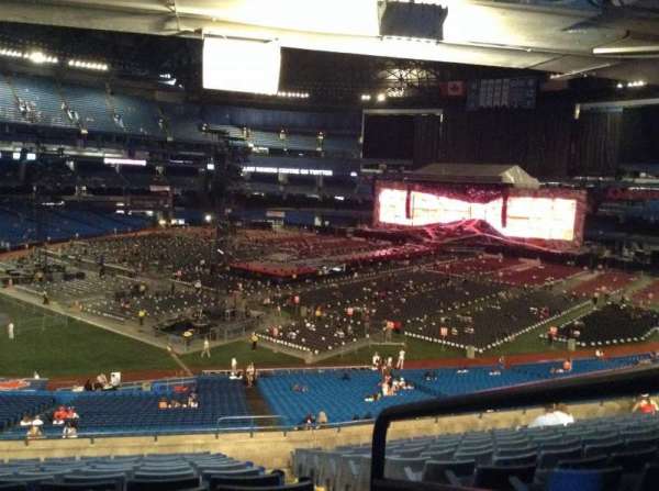 Rogers Centre, section: 218, row: 13, seat: 1