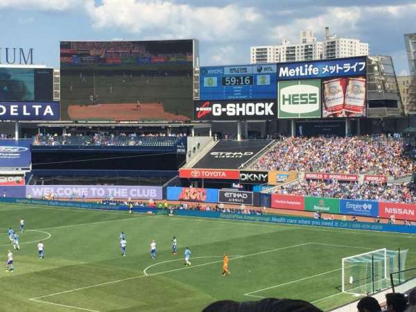 Yankee Stadium, section: 217, row: 6, seat: 18