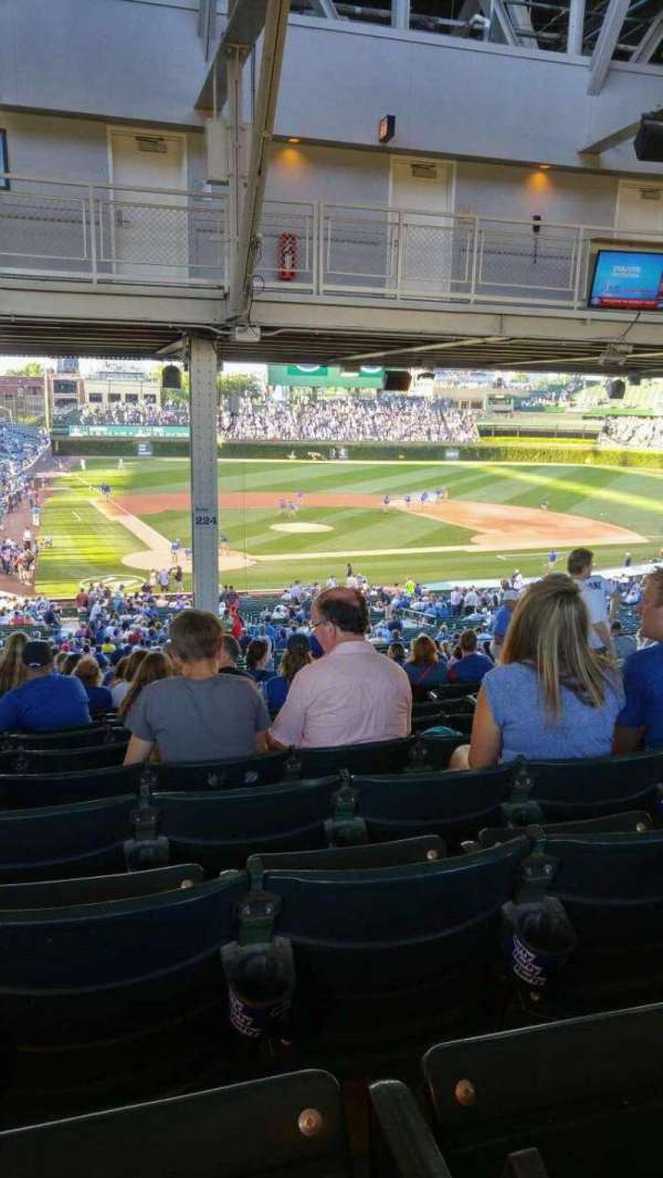 Wrigley Field, section: 220, row: 22, seat: 26