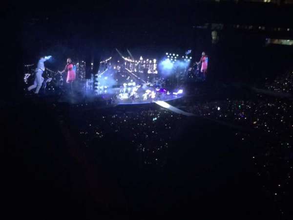 MetLife Stadium, section: 332