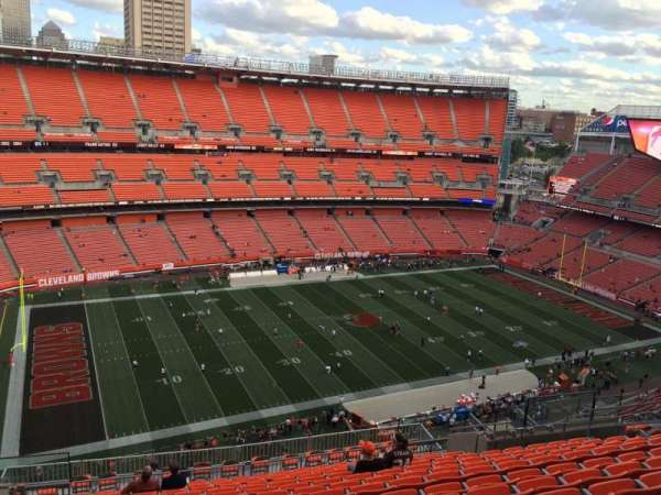 Huntington Bank Field, section: 530, row: 20, seat: 10
