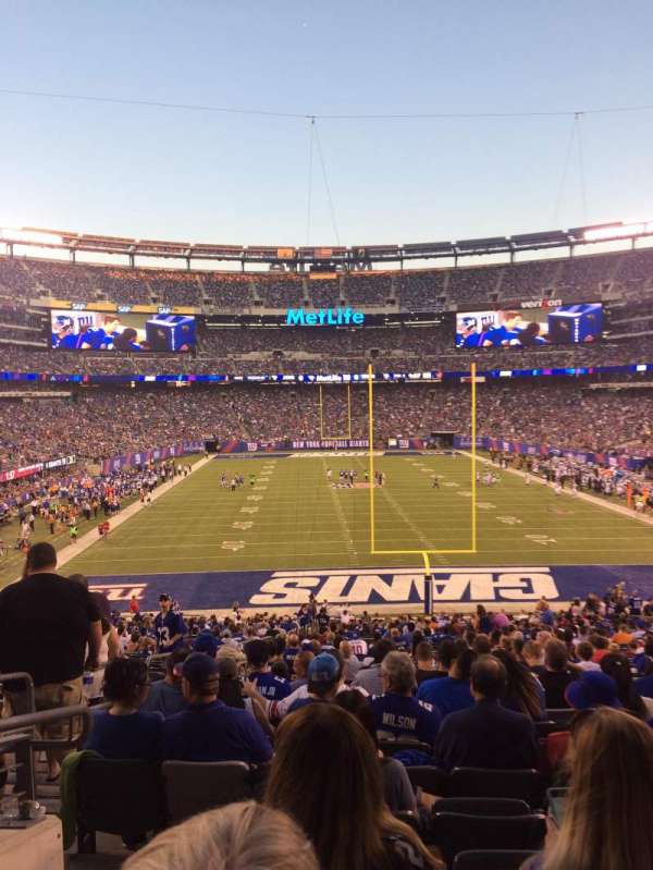 MetLife Stadium, section: 101, row: 39, seat: 29