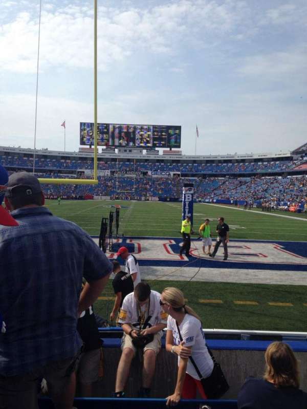 Highmark Stadium, section: 122, row: 6, seat: 6