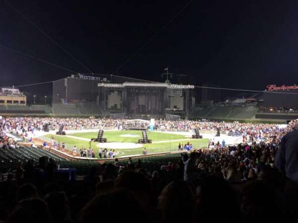 Wrigley Field, section: 218, row: 6, seat: 4