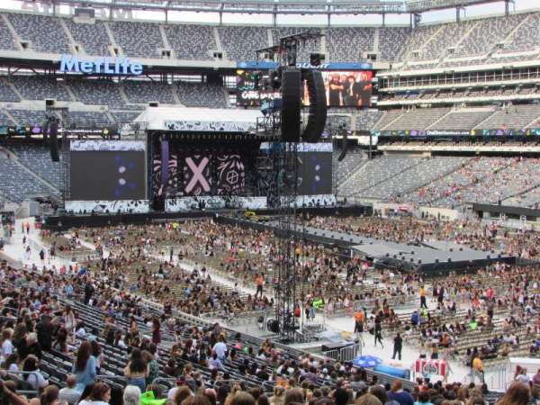 MetLife Stadium, section: 131, row: 41, seat: 20